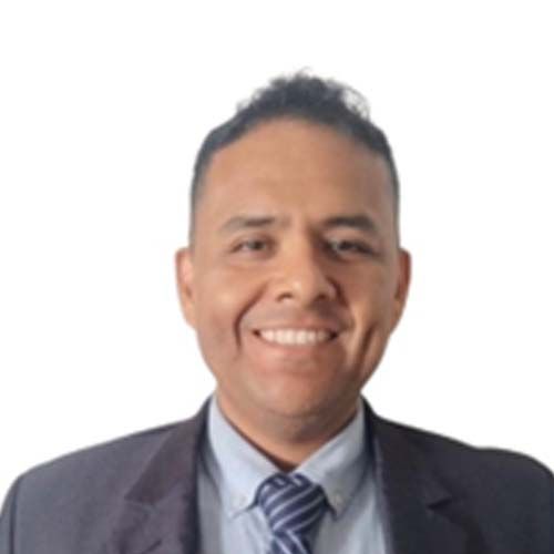 Pbro. Eder Palomo